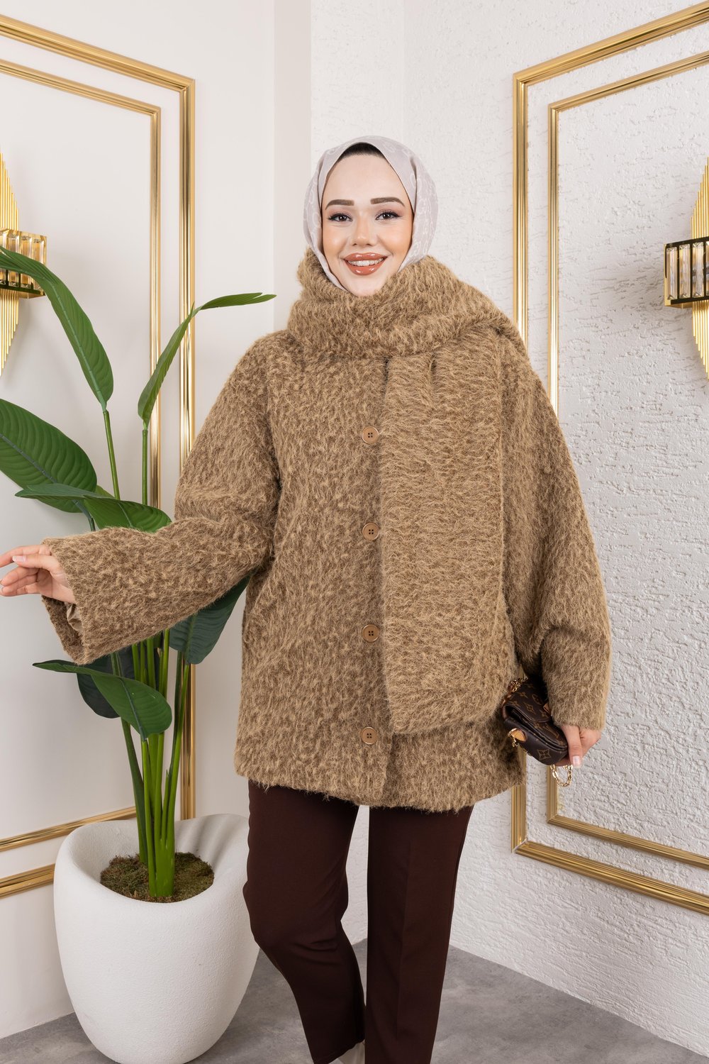 Kahve Atkılı Kaban