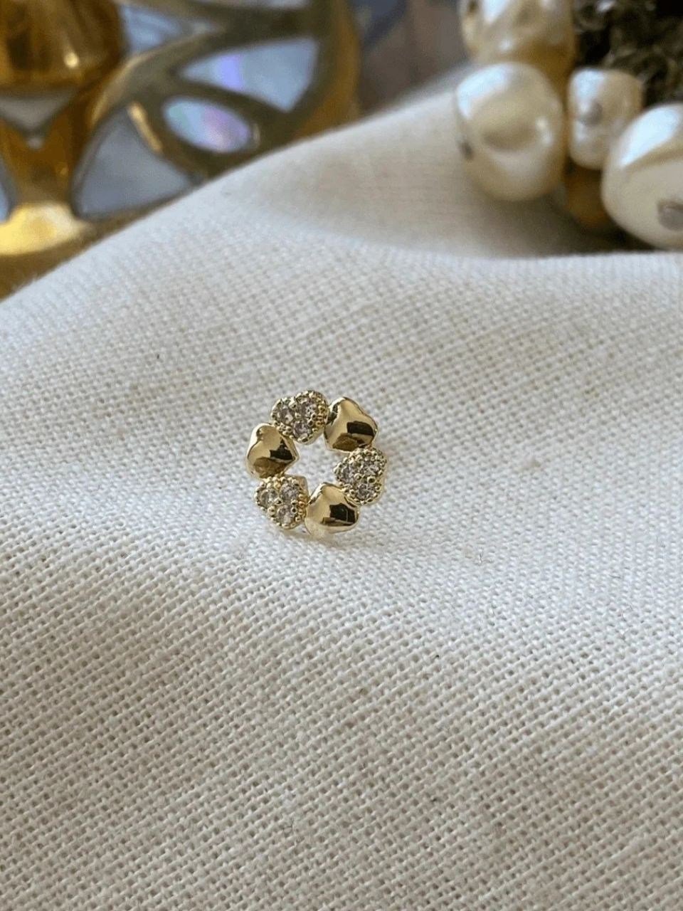 Kalp Taş Detaylı Halka Piercing