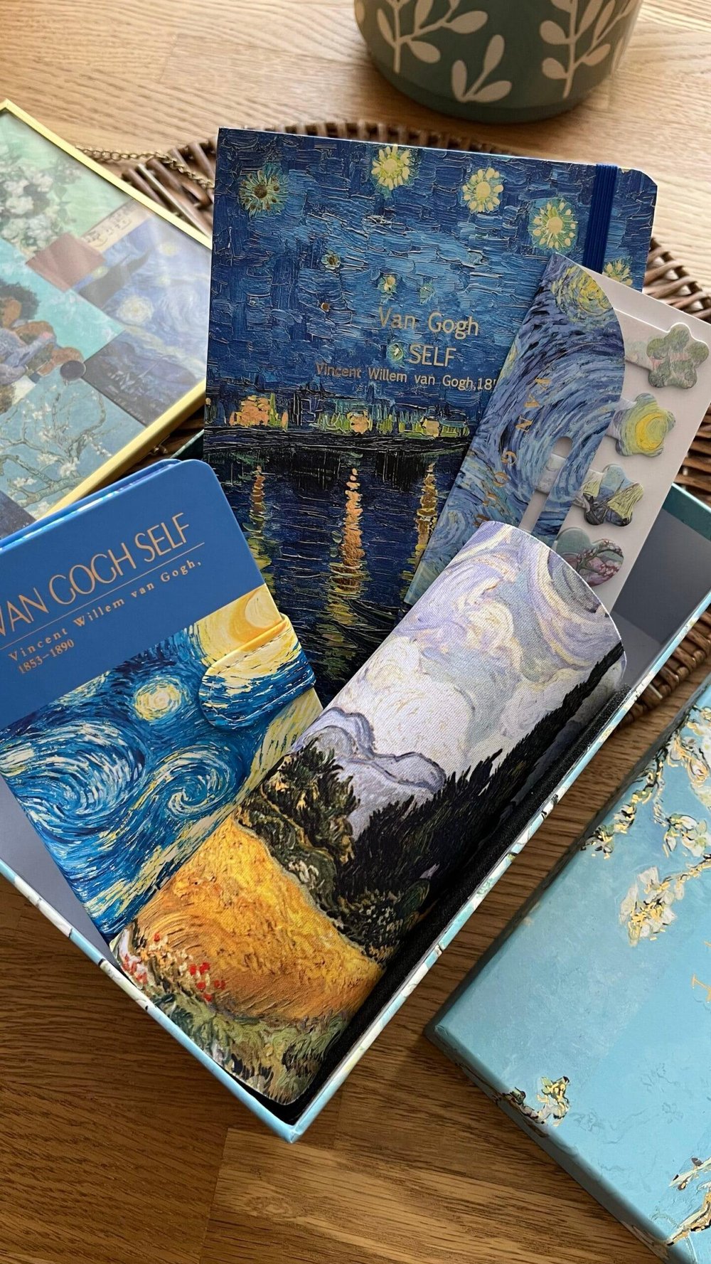 İstediğiniz Temalı Hediye Kutusu (Mousepadli)