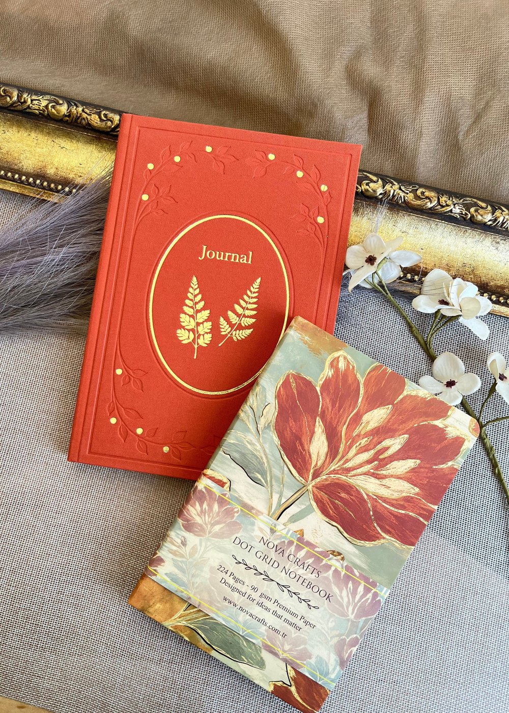 Nova Crafts 2 Li  Defter Seti  ( Çizgili Ve Noktalı Defter ) Son görseldeki 2 kutudan biri ile Hediye Kutusu ile gönderilir.