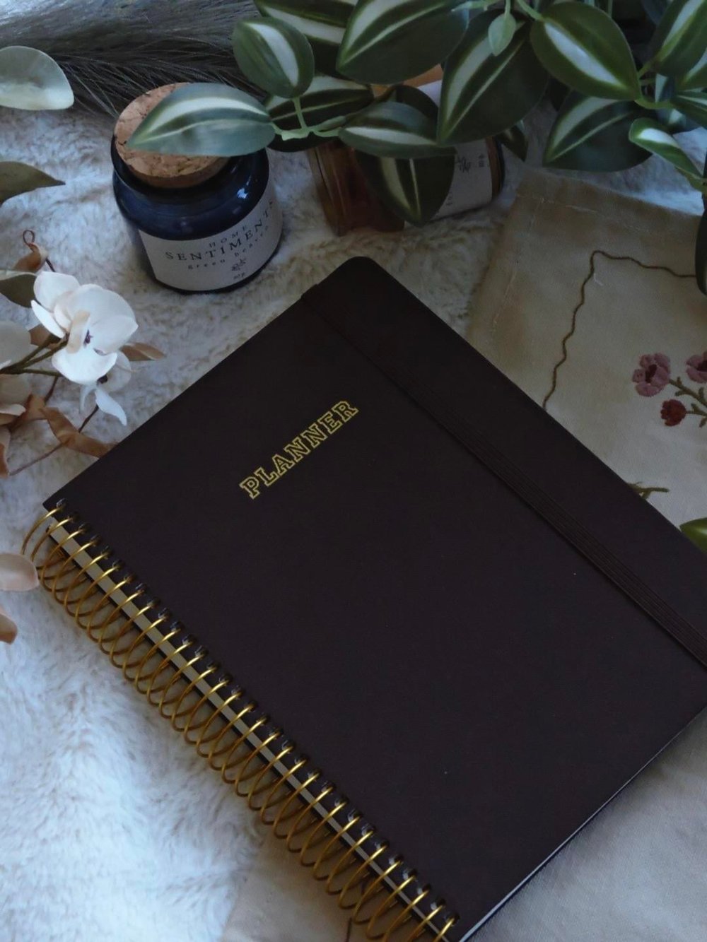 Nova Crafts Kahve Keten Planner A5 Spiralli İngilizce Süresiz Lastikli Ajanda (Cepli)