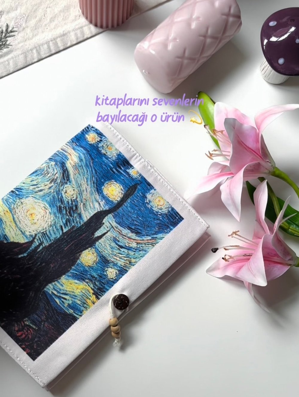Nova Crafts Yıldızlı Gece Temalı A5 Düğmelii, Kalemlikli ve Ayraç İpli Kitap / Defter Kılıfı Van Gogh Temalı 