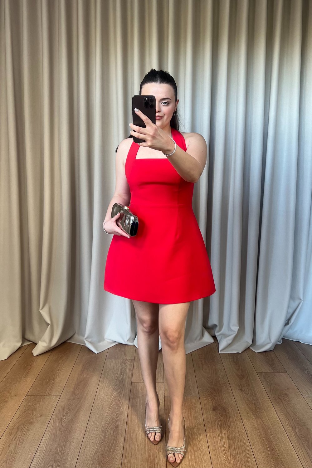 Kırmızı Boyundan Askılı Mini Elbise