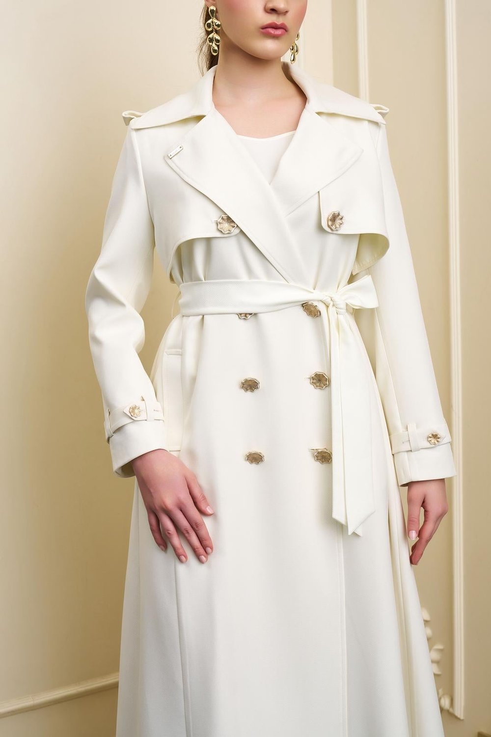 Jamilasarah Ekru Trenckot