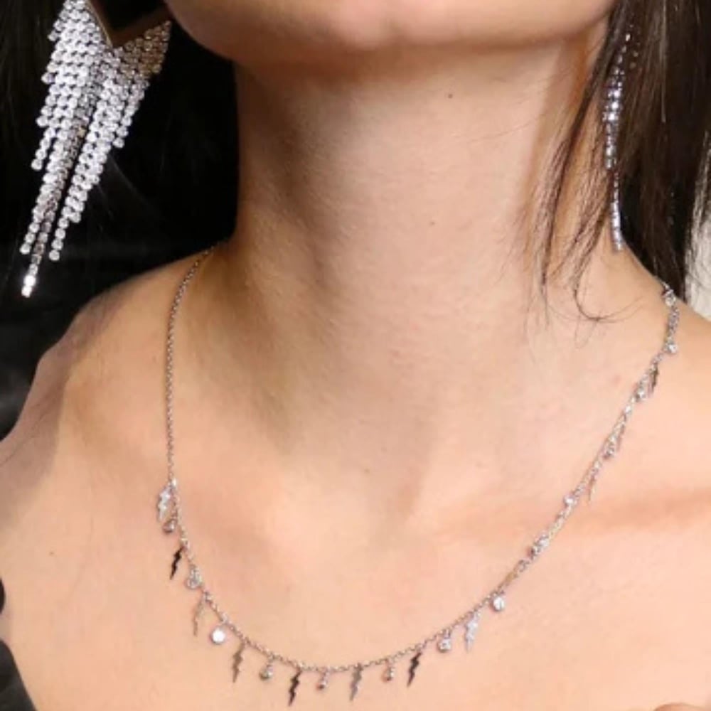 Silver Flash Kolye