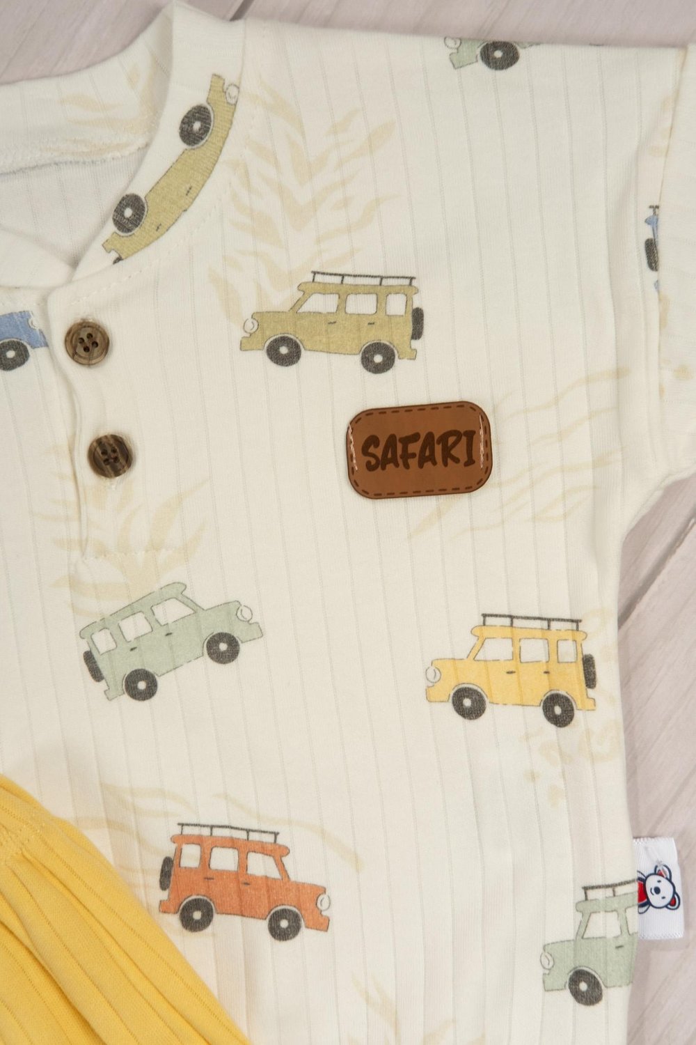Safari Araç Desenli Altlı 2li Bebek Takımı Sarı