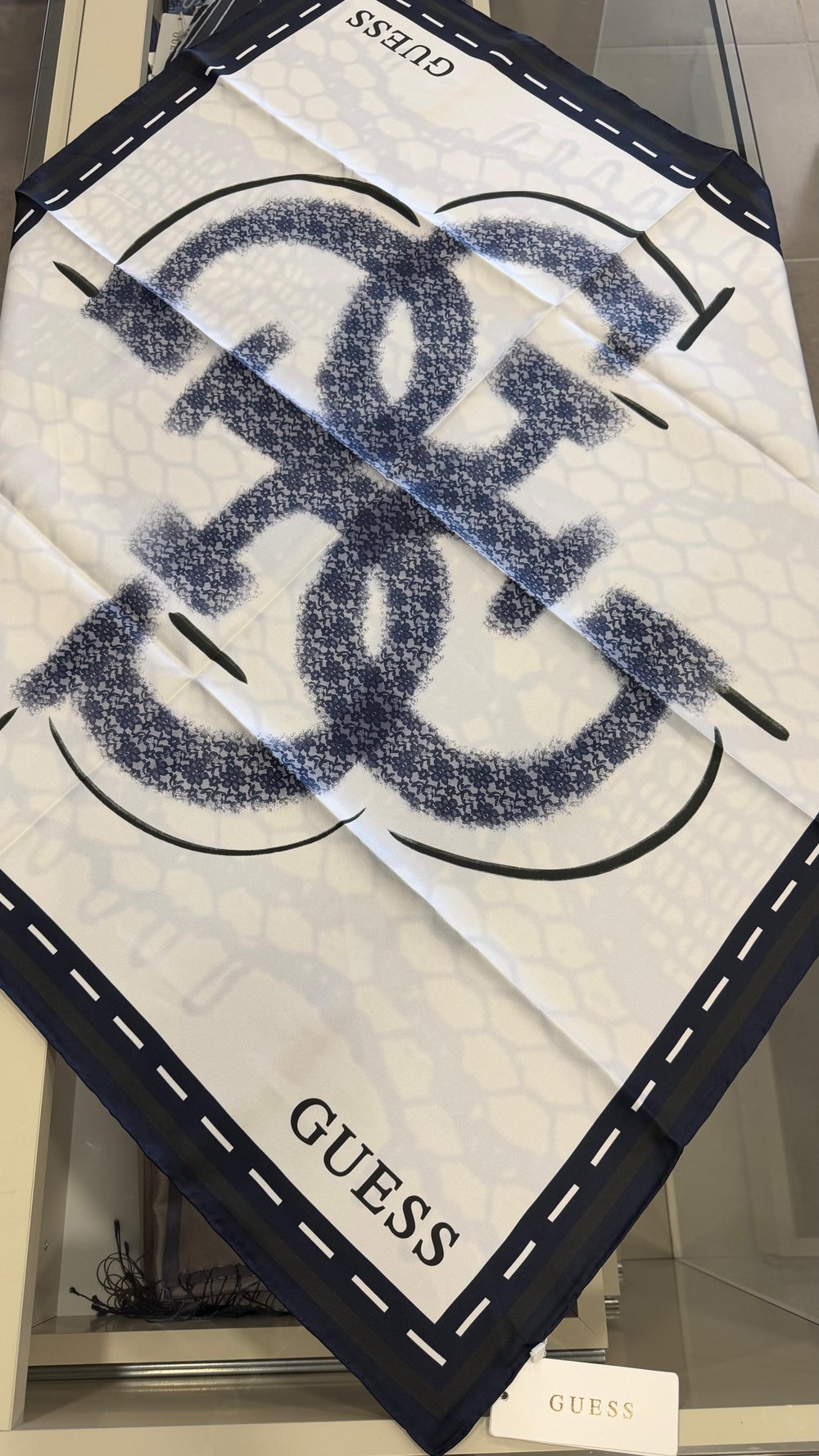 GUESS Twill İpek Eşarp