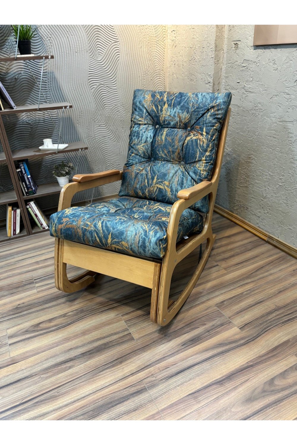 KONTES MAVİ DESENLİ SALLANAN SANDALYE SALLANAN KOLTUK KEYİF KOLTUĞU DİNLENME KOLTUĞU OKUMA KOLTUĞU