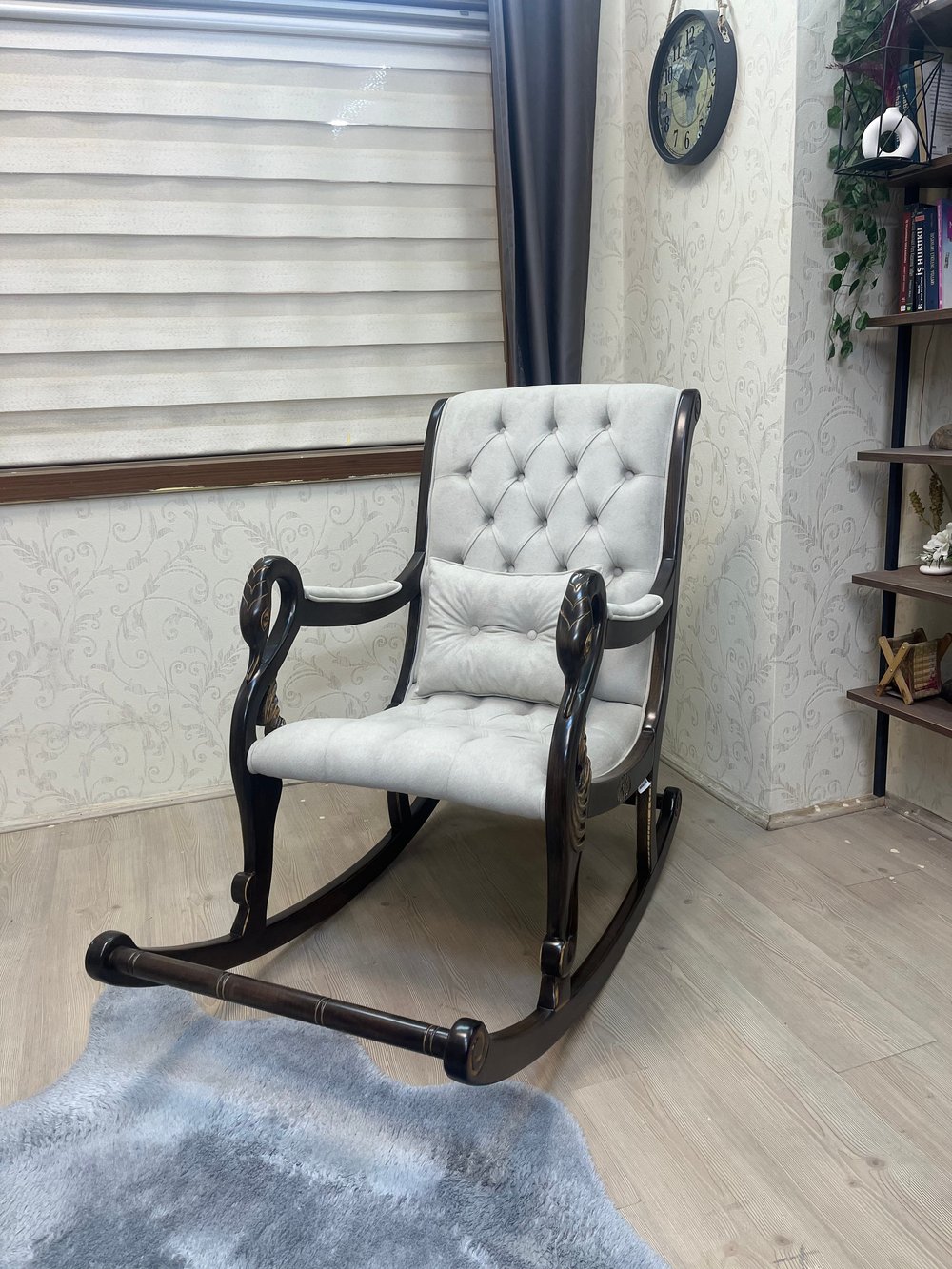 VİNTAGE SALLANAN SANDALYE