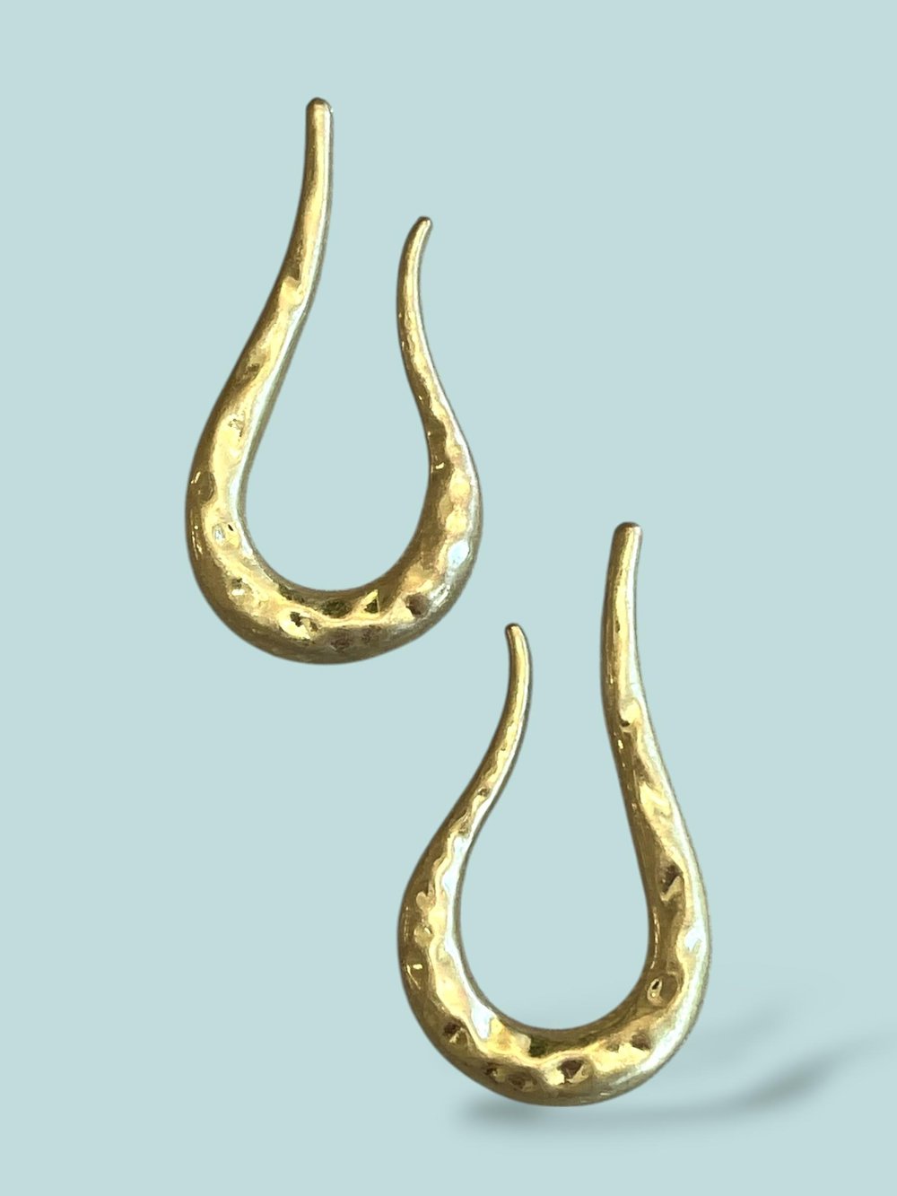 Vintage Lale Tasarım Gold Küpe