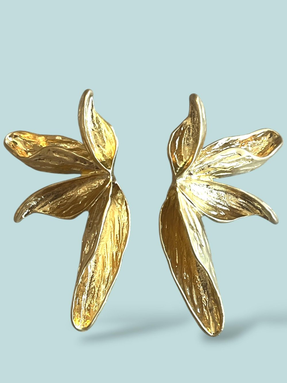 Yarım Yapraklar Tasarım Gold Küpe