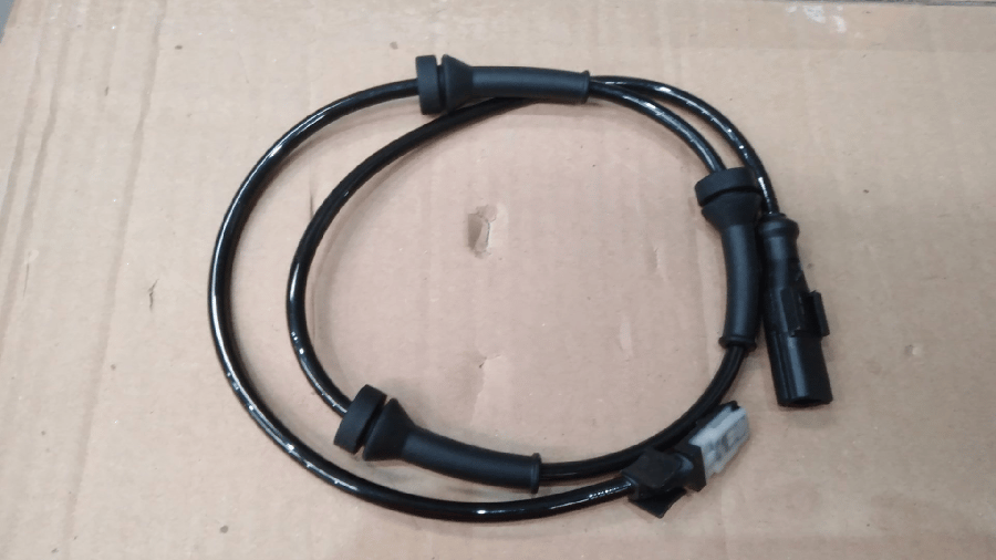 ABS SENSORU ON SAGSOL RENAULT MEGANE II HB 14 16 16V MEGANE II 15 dCI 19 dCI  SCENIC II 15