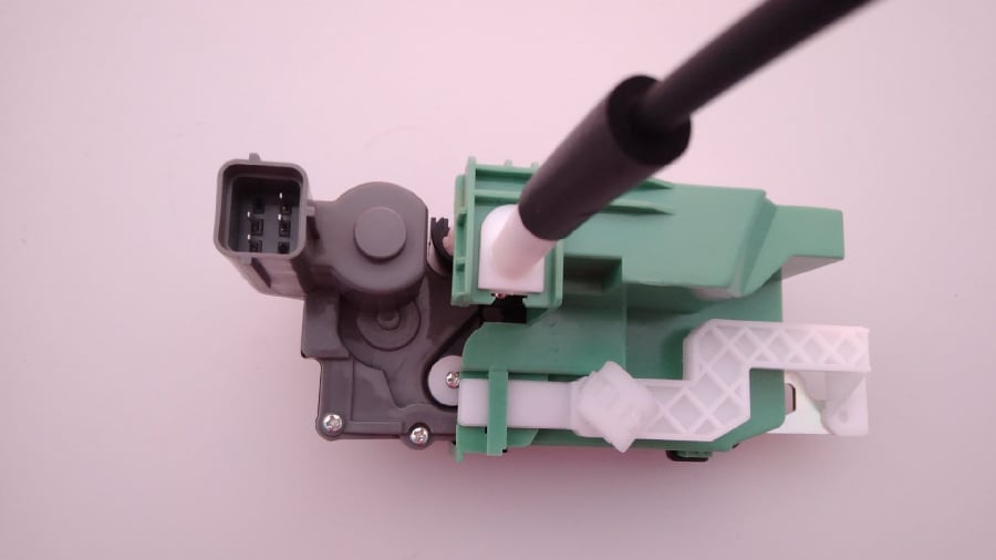 ARKA KAPI KILIDI ARKA SOL FIAT LINEA  51812334 51968081
