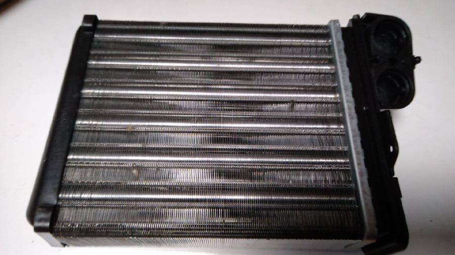 KALORIFER RADYATORU   RENAULT DACIA LOGAN 12581210 6001547484