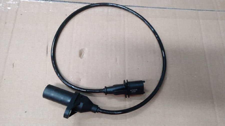 KRANK DEVIR SENSORU  FIAT PALIO 12  ALBEA 12 16V  PUNTO II  STILO 12  SIENA 12 16V  4675453