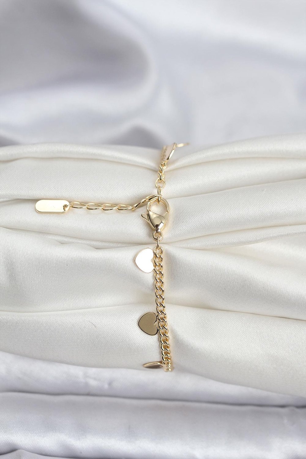 14K Gold Renk Kaplama Kalpli Model CM Kadın Bileklik – PRT3500EB09611