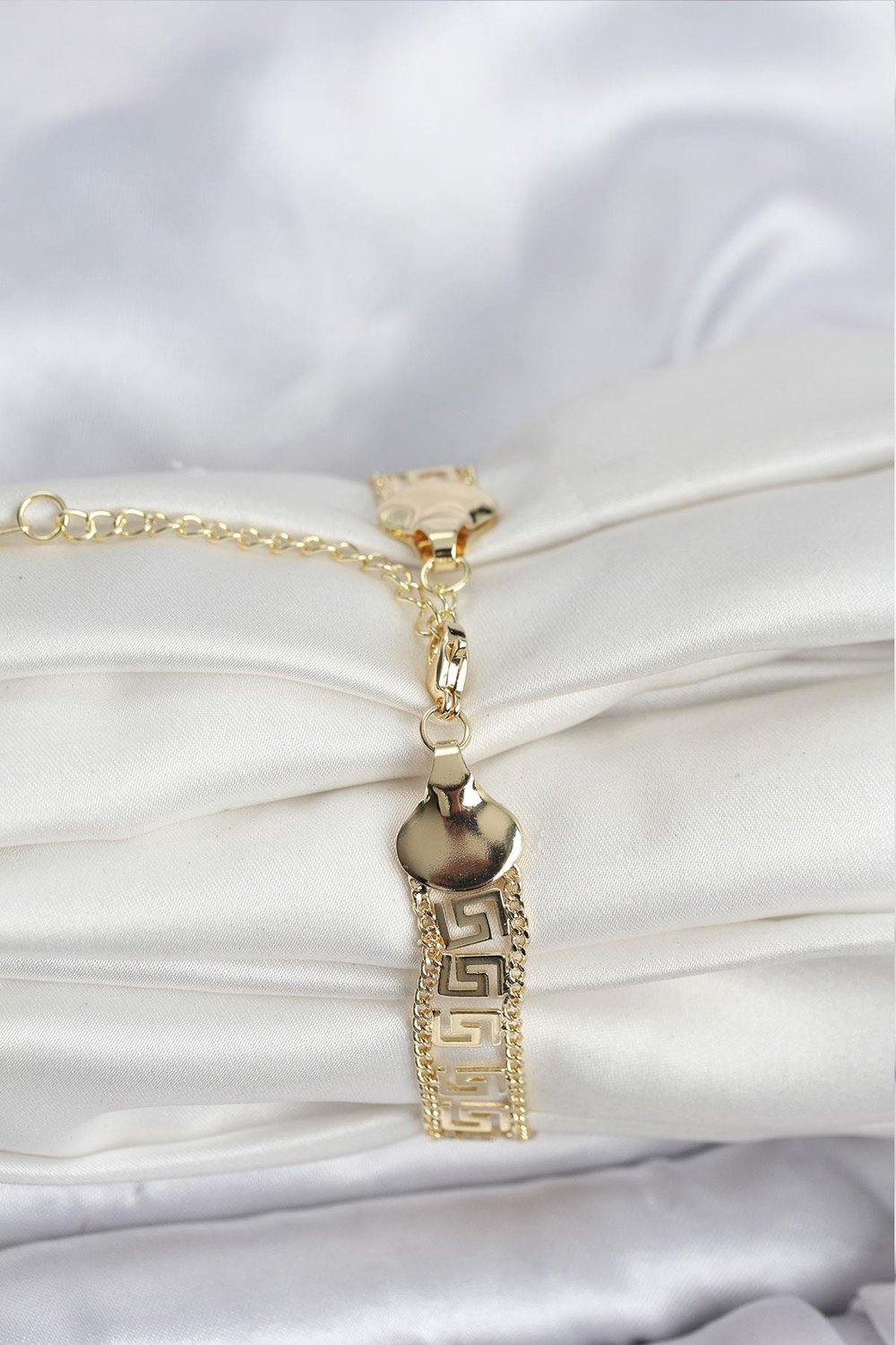 316L Çelik Gold Renk Labirent Model Kadın Bileklik – PRT3500EB09807