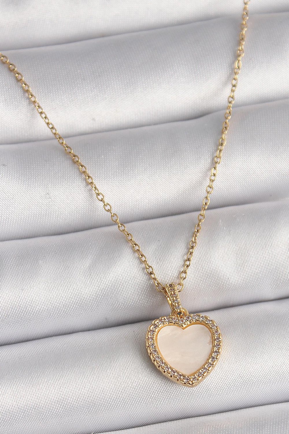 316L Çelik Gold Renk Zincir Zirkon Taşlı Beyaz Mineli Kalp Model Kadın Kolye - PRT3500EB03788