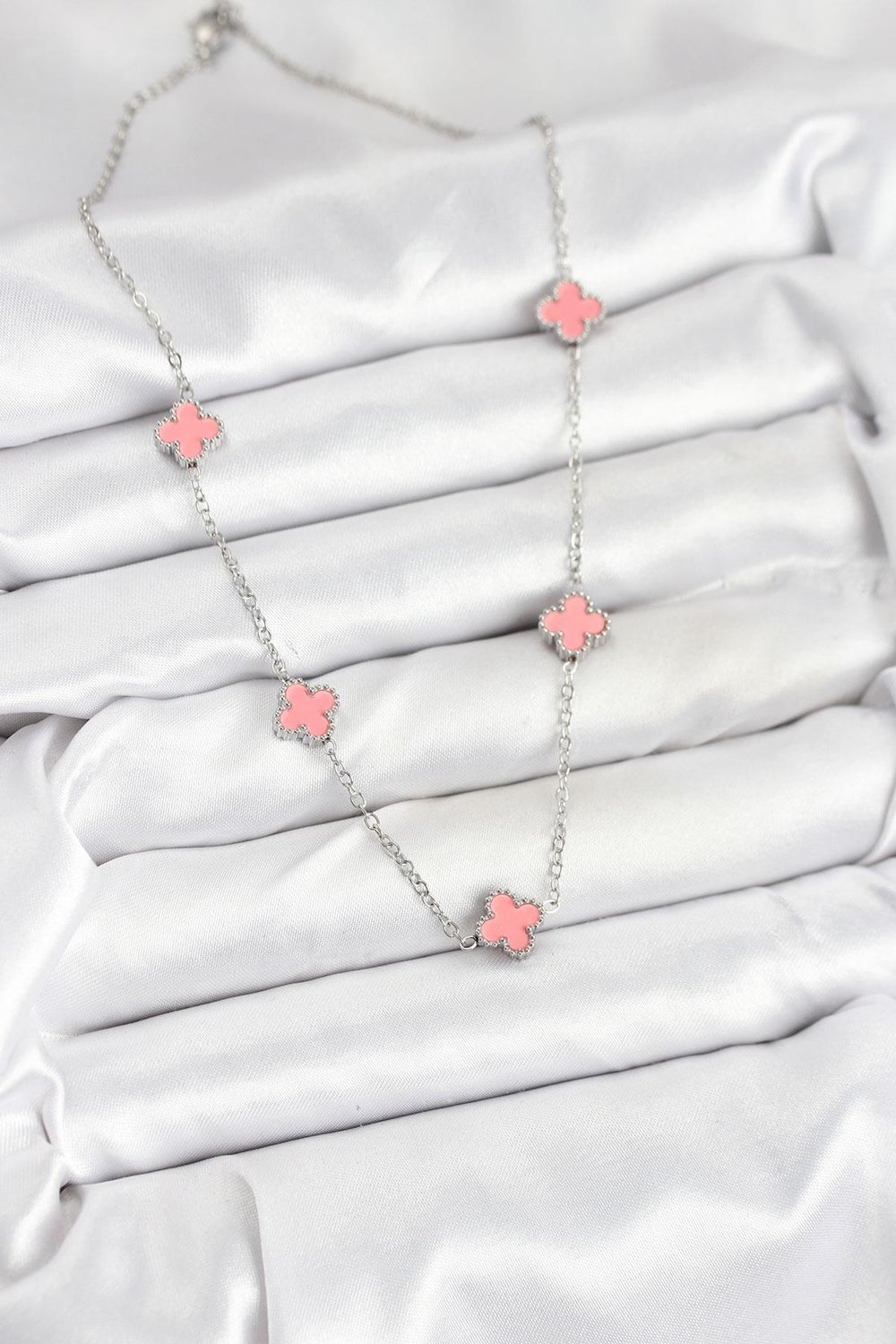 316L Çelik Zincir Gümüş Renk Pembe Baby Boy Yonca Kadın Kolye – PRT3500EB08934