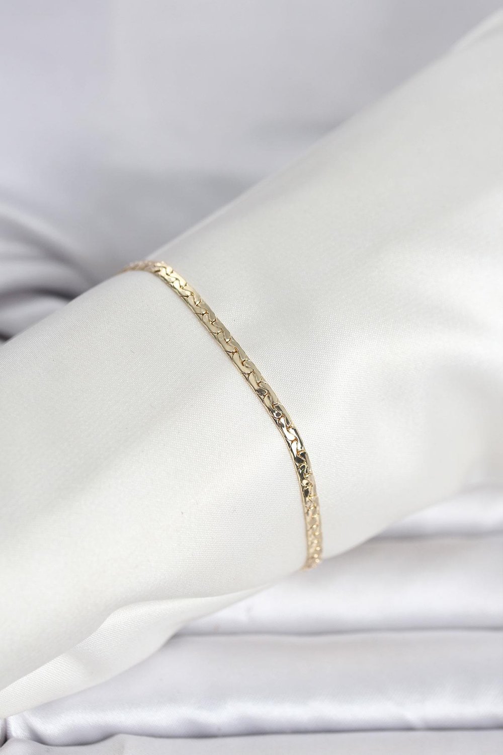 14K Gold Renk Yassı Ezme Zincir Model Kadın Bileklik - PRT3500EB10348