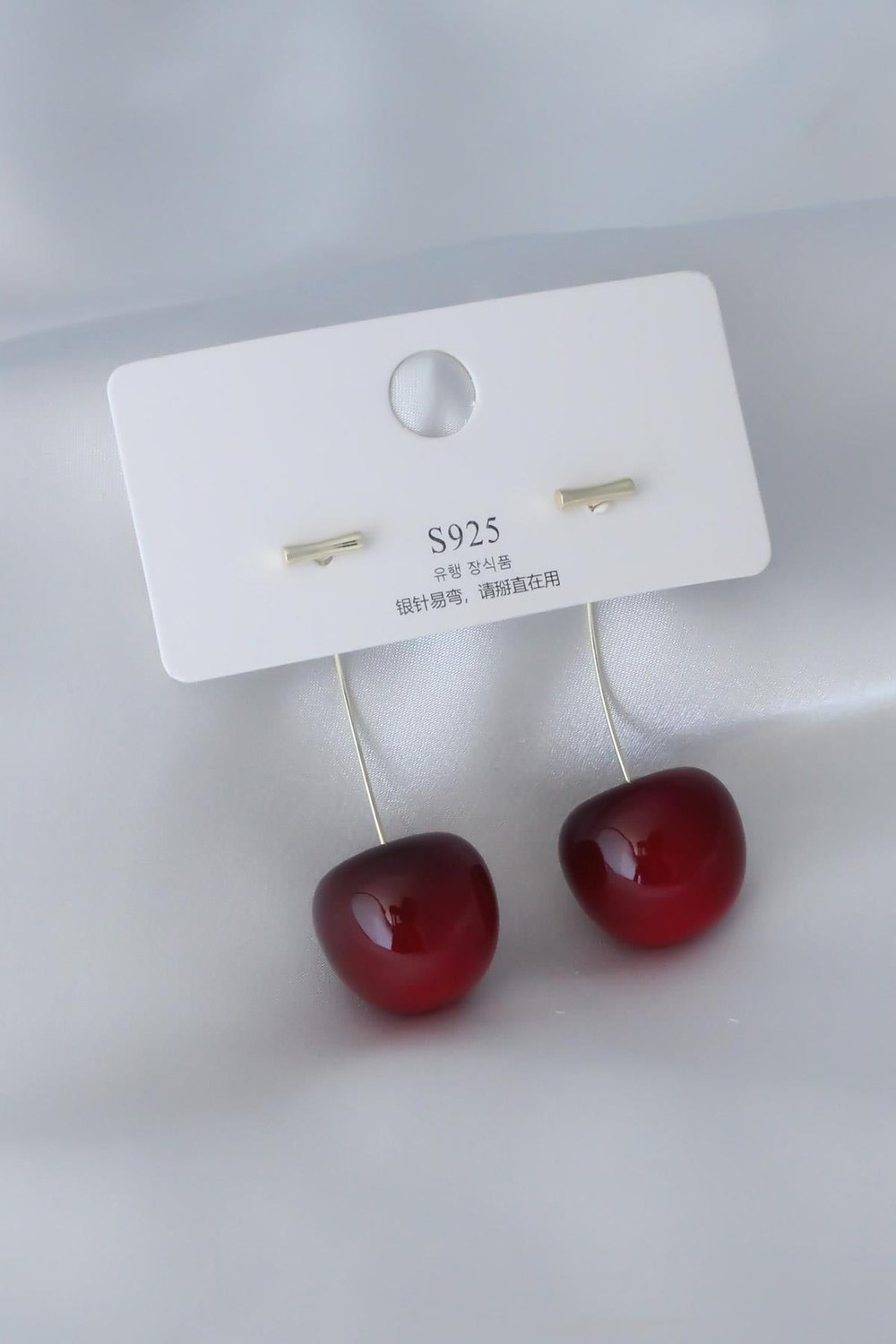 Gold Renk Kiraz Model Kadın Küpe – PRT3500EB00185