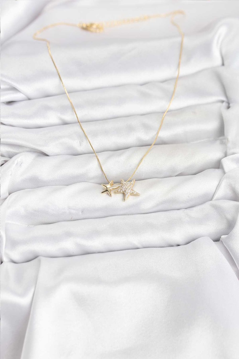 Gold Renk Pirinç Minimal Yıldız Model Kadın Kolye – PRT3500EB09785