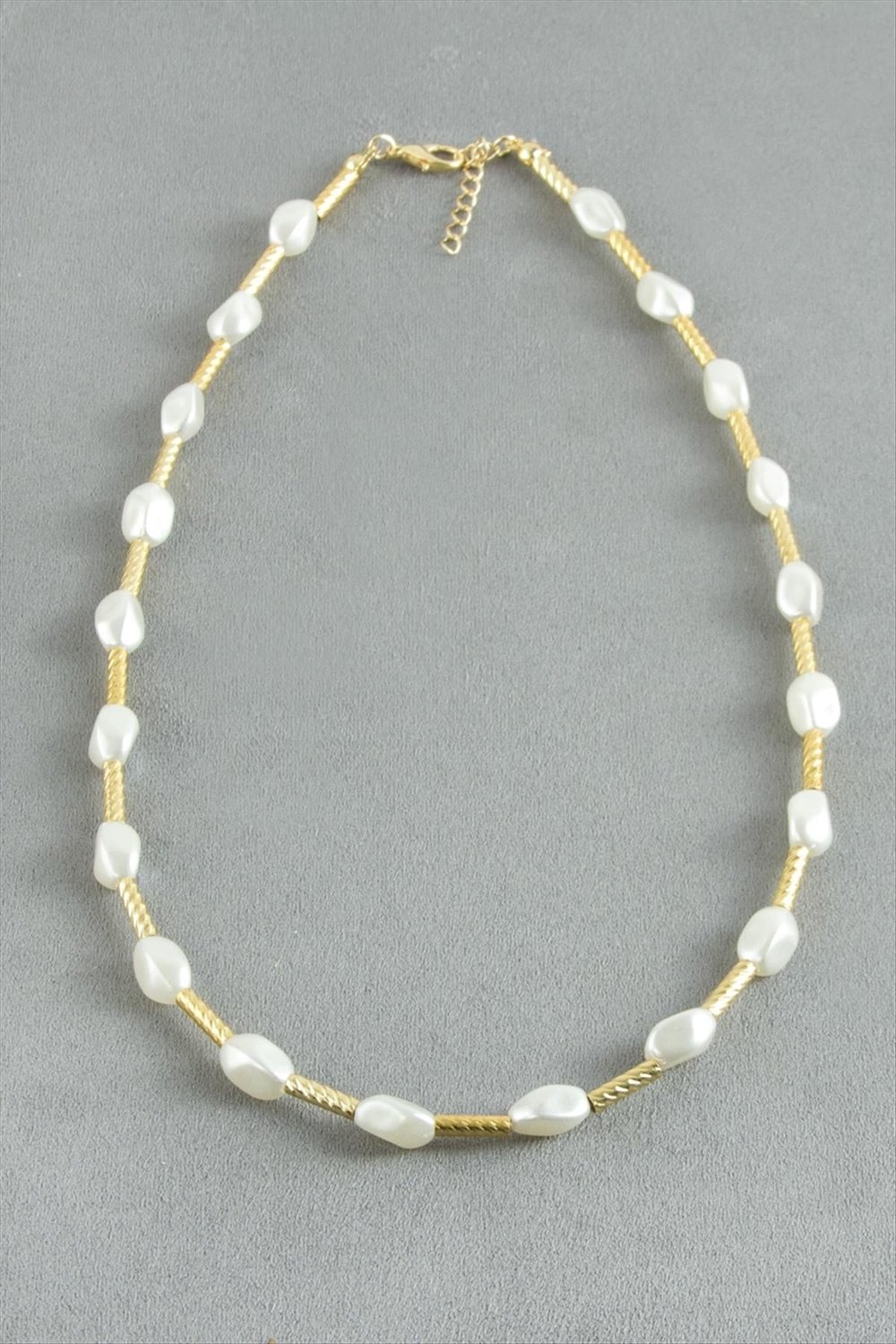 Oval Metal İnci Kolye