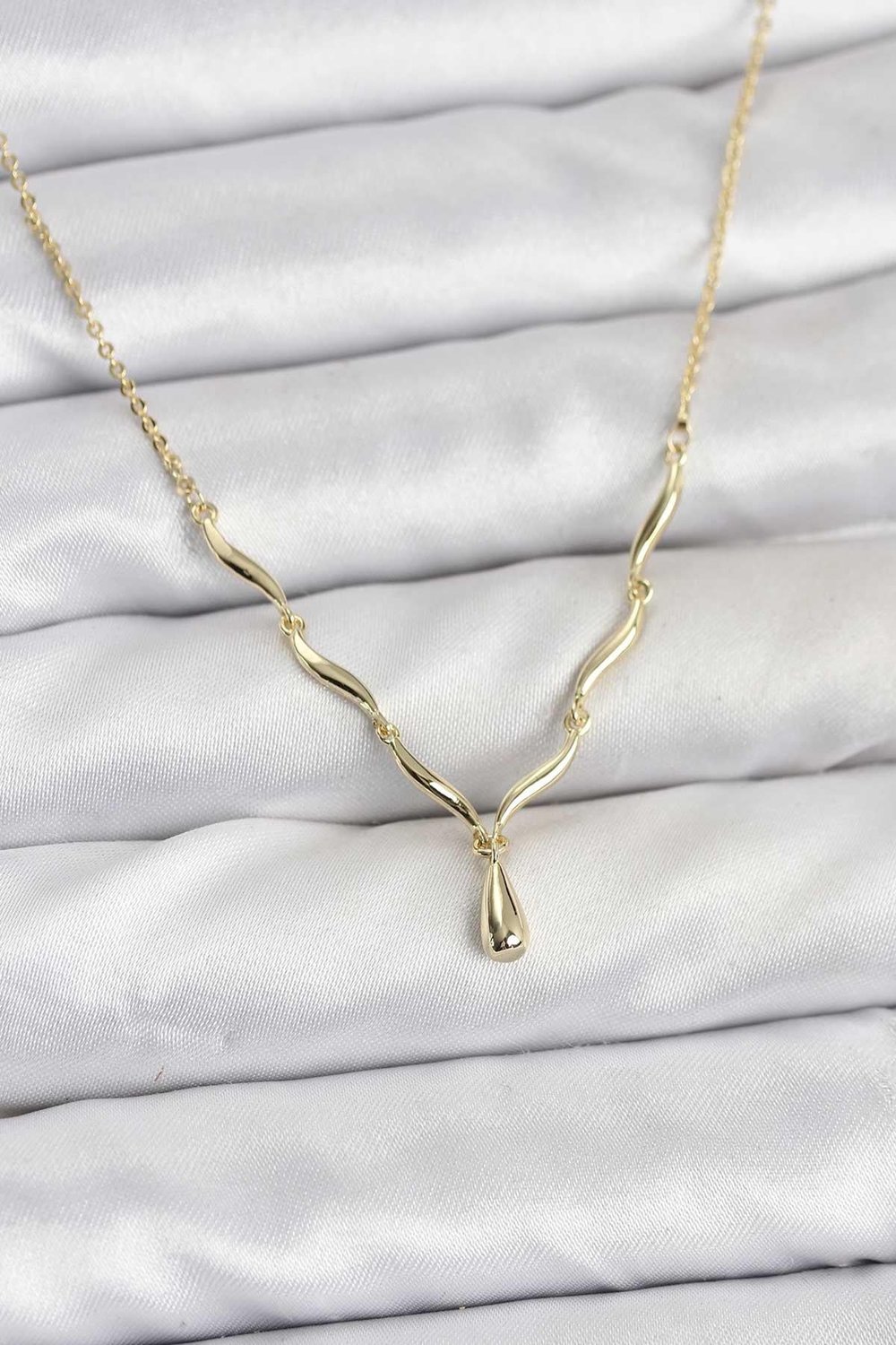 Pirinç Gold Renk Damla Model Kadın Kolye - PRT3500EB09790