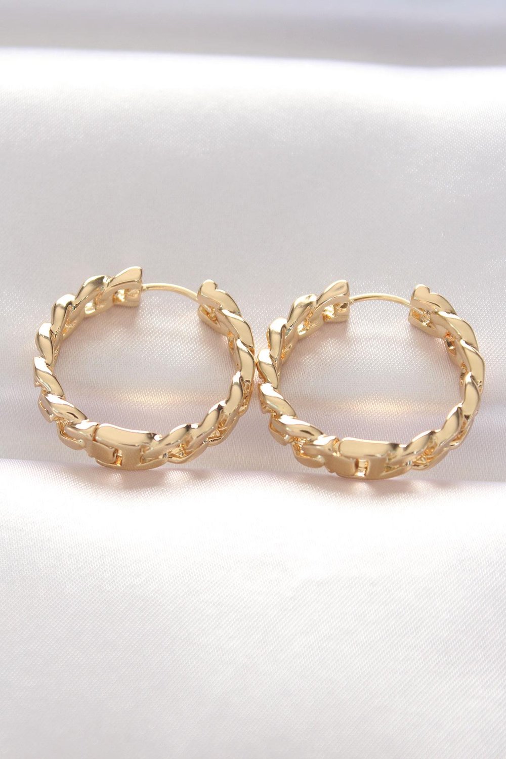 Pirinç Gold Renk Zincir Model Halka Küpe – PRT3500EB01518