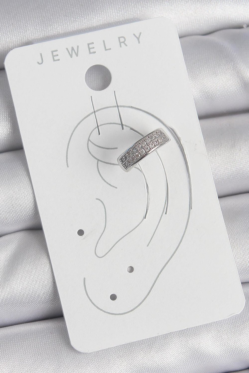 Pirinç Gümüş Renk Zirkon Taşlı Kıkırdak Model Kadın Küpe – PRT3500EB06035