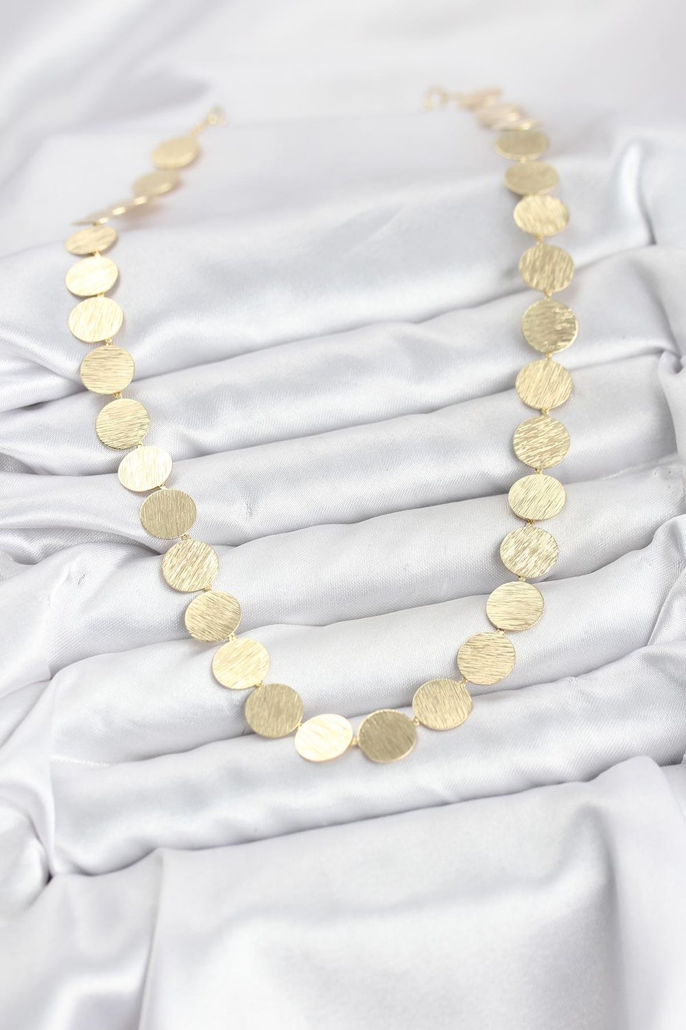 Yuvarlak Plaka Model Gold Renk Kadın Kolye - PRT3500EB10124