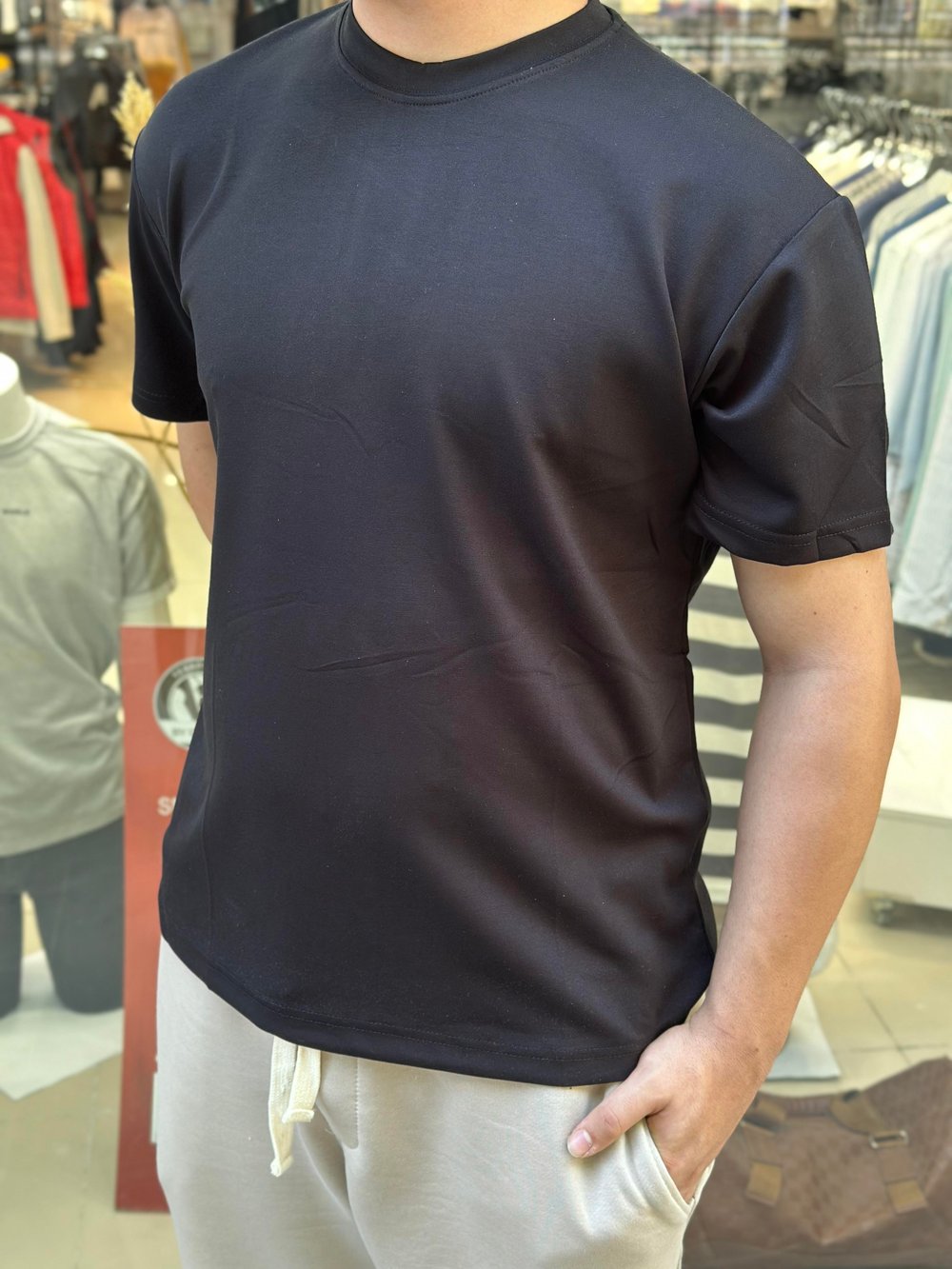 TSHIRThttps://www.terapi-time.com/bej-relax-baggy-jeans-48