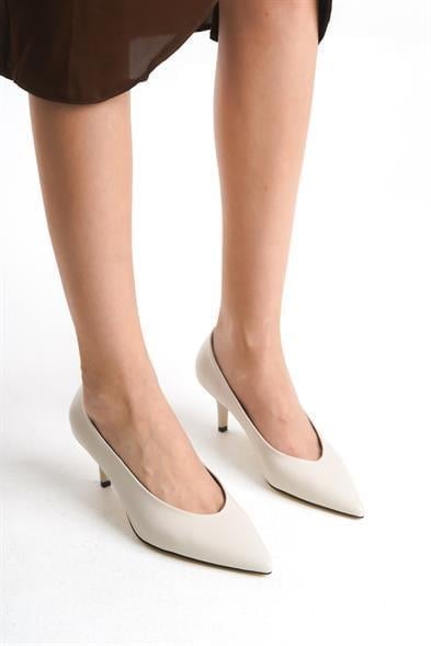Kadın BNO Bej Gova Stiletto Ayakkabı
