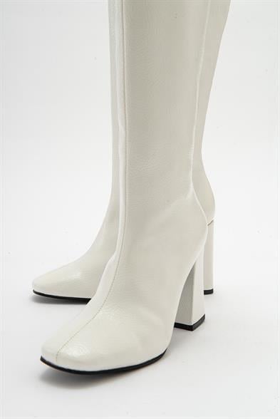 Kadın DLV Beyaz Rugan Kalın Topuklu Çizme
