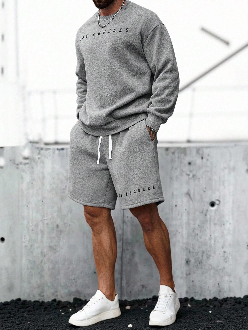 Erkek Gri Los Angeles Baskılı Eşofman Takımı Şortlu – Oversize Sweatshirt & Şort Set