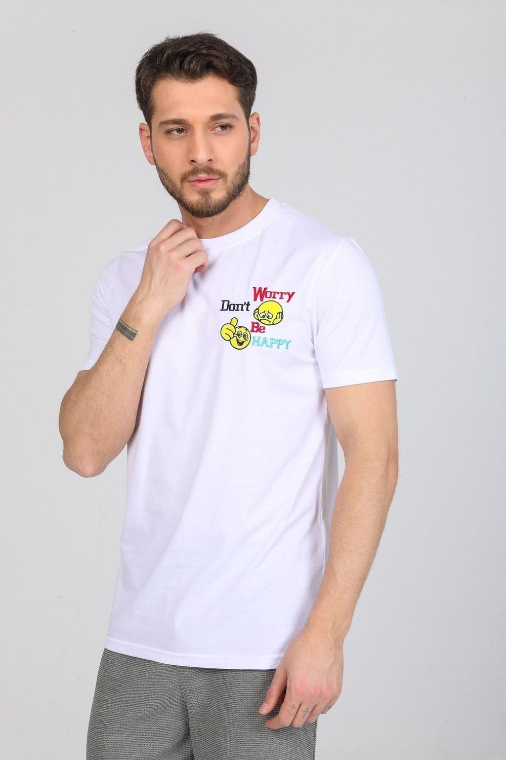 Gögüs Baskılı Beyaz T-shirt