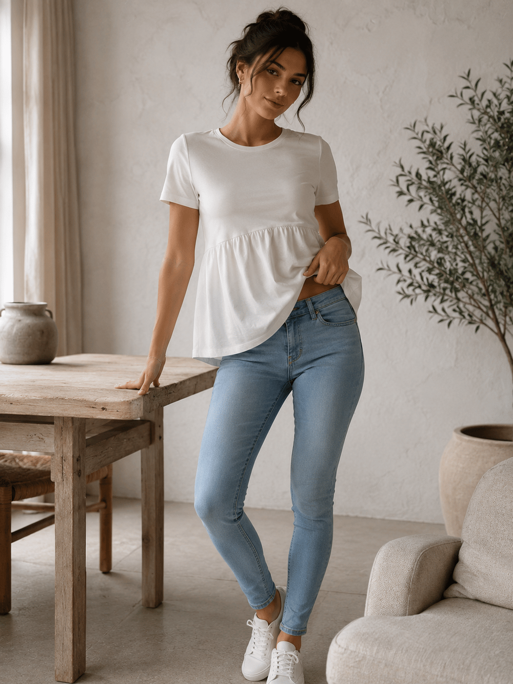 Kadın Beyaz Volan Kesim Baby Doll Bluz Bisiklet Yaka Kısa Kollu Günlük Şık Bluz