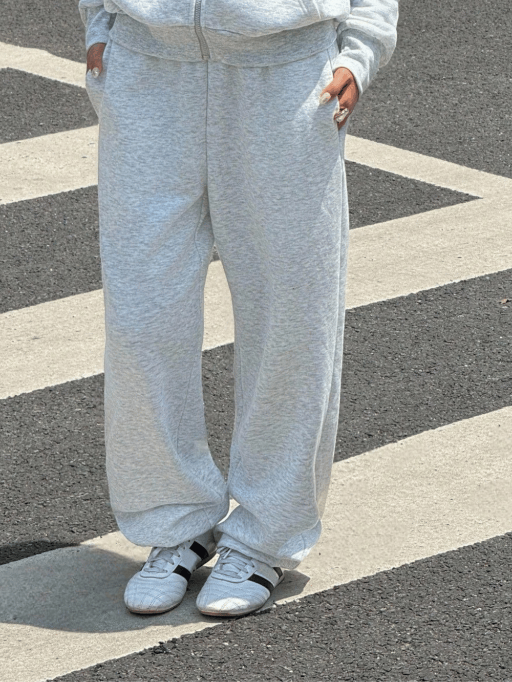 Kadın Gri Eşofman Altı Bol Paça Oversize Jogger Pantolon Yüksek Bel Rahat Kalıp Günlük Spor Alt