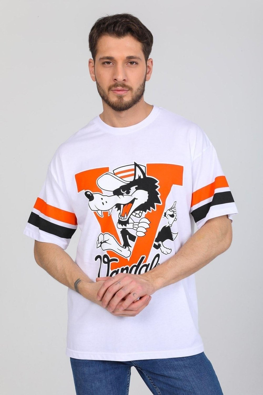 Oversize Kurt Desenli Beyaz T-shirt