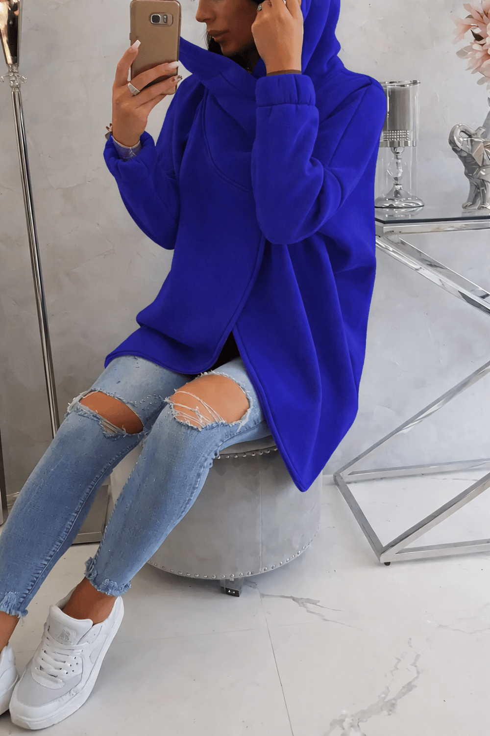 Mavi Kadın Asimetrik Fermuarlı Oversize Kapüşonlu Sweatshirt – Kalın Kumaş – Rahat Günlük Tarz