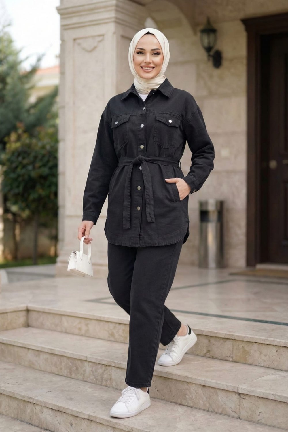 Kadın Düğmeli ve Cepli Kot Siyah Tunik Pantolon İkili Takım
