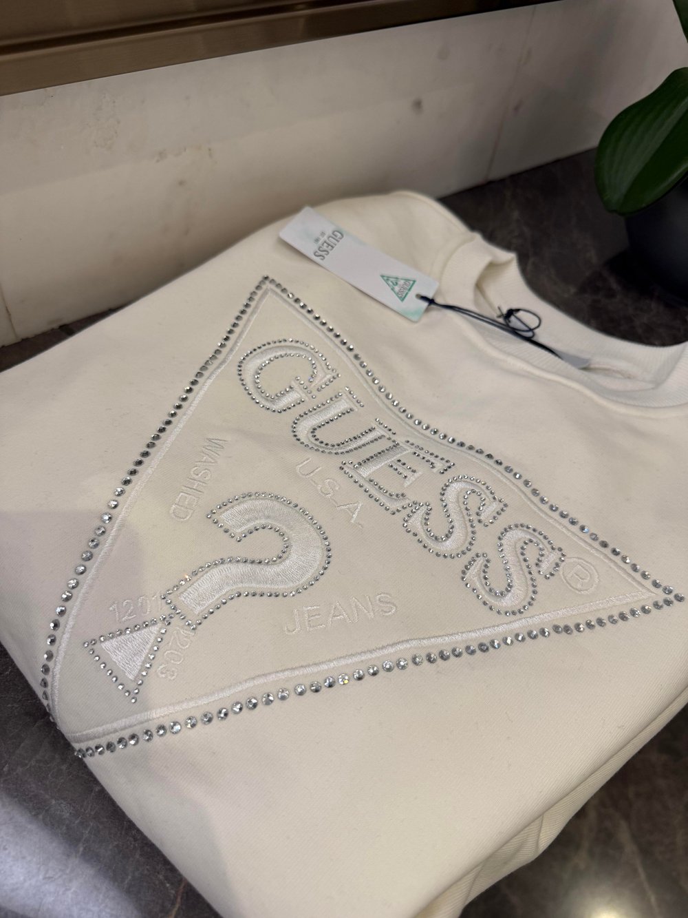 Marka Taşlı Sweat | Beyaz