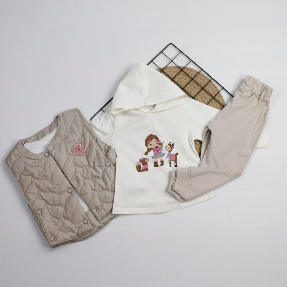 Baskı Detaylı Sweatshirt Yelekli Eşofmanlı 3'Lü Kız Bebek Takım