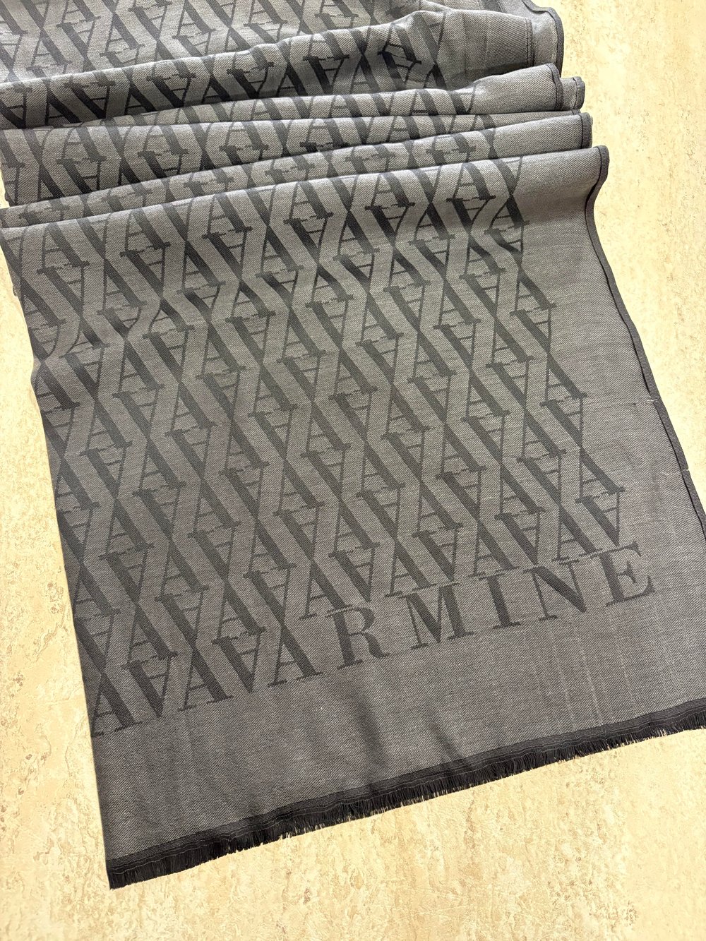 Armine Edition Şal Füme-Siyah