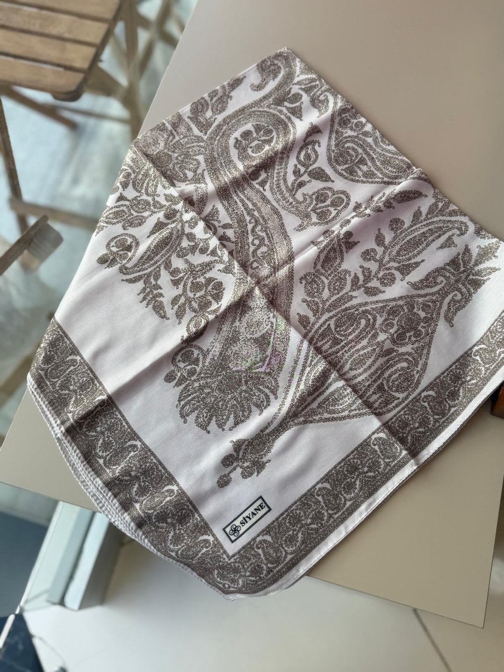 Siyane Pamuk Eşarp Bej-Gri