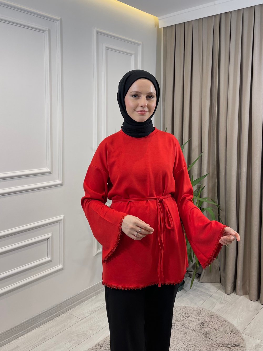 ŞERİT DANTELLİ TUNİK KIRMIZI