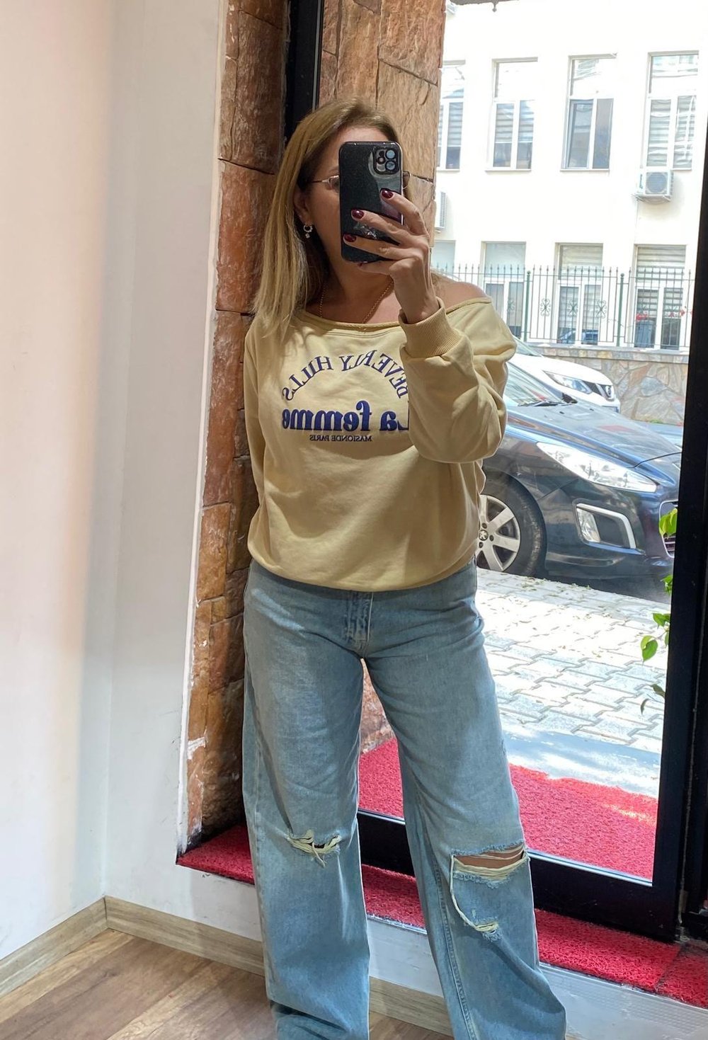 Kayık Yaka Sweatshirt Hardal