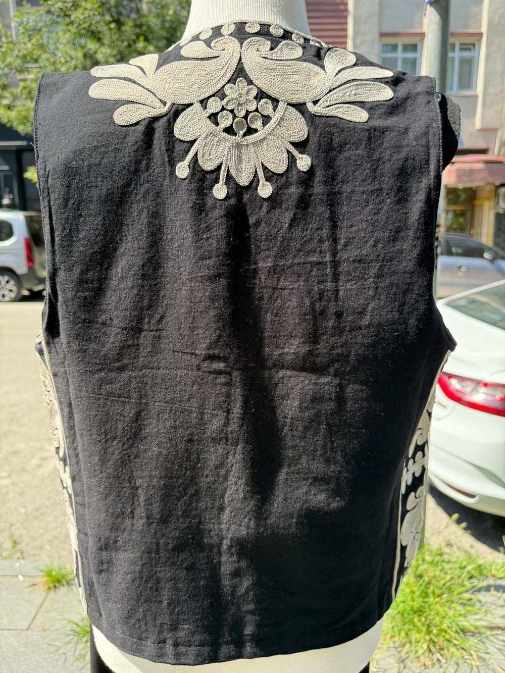 Keten Otantik İşlemeli Yelek Siyah Vison