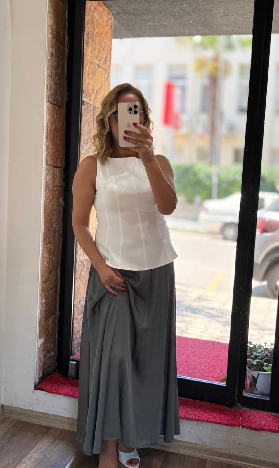 Lamineli Kalın Askılı Bluz Beyaz
