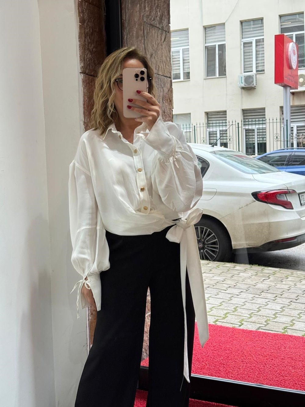 Premium Kuşaklı Gold Düğme Gömlek 